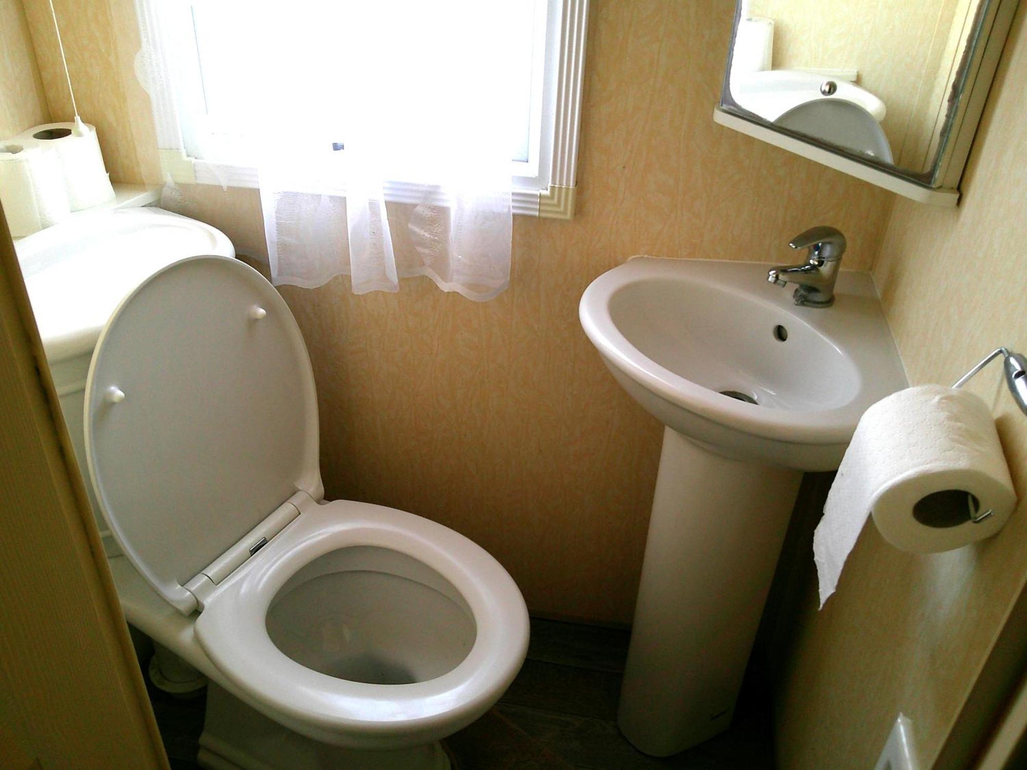 8 Berth Central Heated Golden Palm شابيل سانت ليوناردز المظهر الخارجي الصورة
